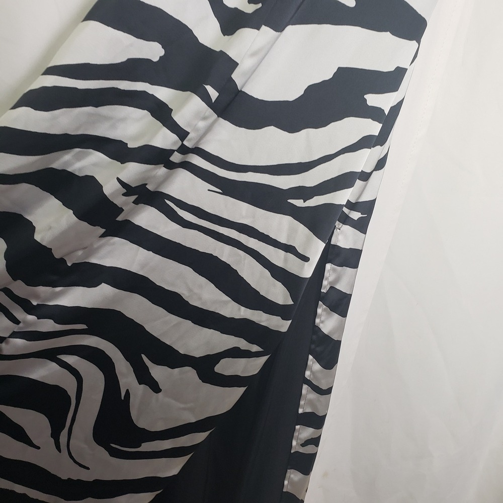 Free People Abby Zebra Print Satin Maxi Dress Black White Lace Up Back Size 12 - Picture 3 of 10